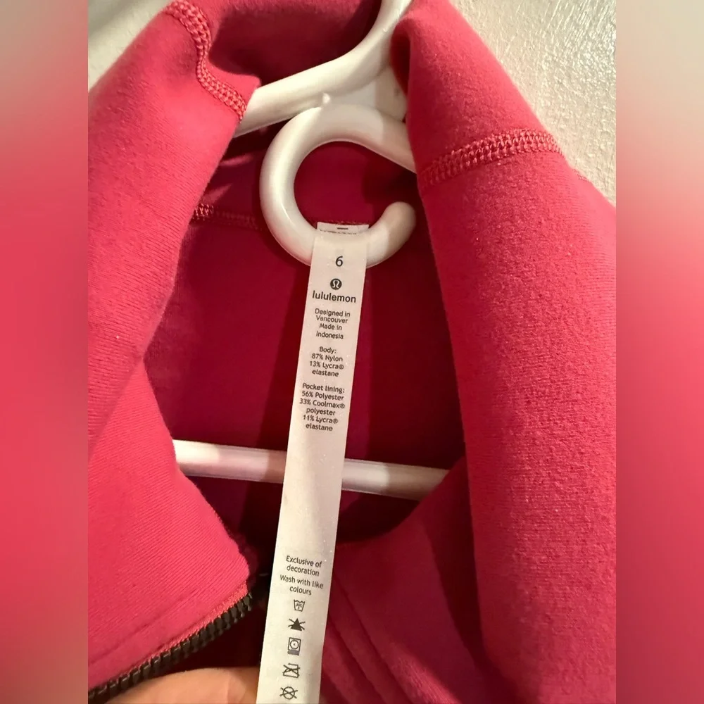 Lululemon zip front jacket in berry - Picture 2 of 2
